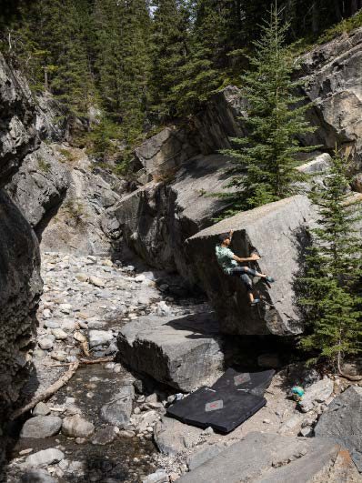 Jura Creek bouldering